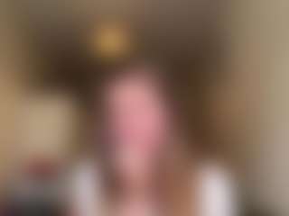Live cam show with NylaWipprecht - Tease on livesuperchat.net