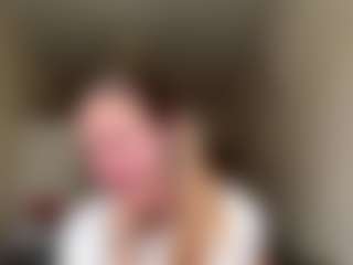 Live cam show with NylaWipprecht - Smoking on CamwithHer