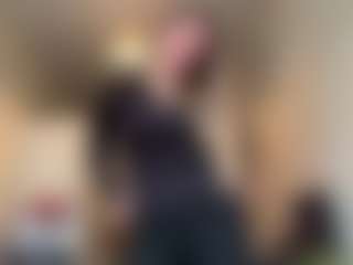 Live cam show with NylaWipprecht - New Spank on camwithhim.com