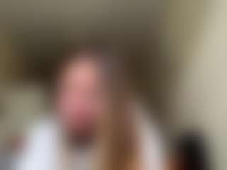 Live cam show with NylaWipprecht - Shaved Pussy on Mixed Magazine Live