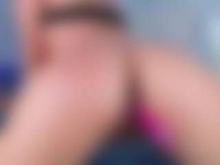 Rossie_Blooms's Live Sex Cam Show