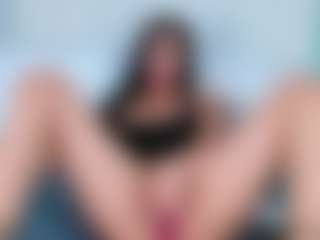 Rossie_Blooms's Live Sex Cam Show