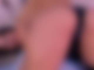 Live cam show with ScarlethTini - Ebony Teen (18+) on Camsoda