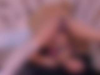 ScarlethTini's Live Sex Cam Show