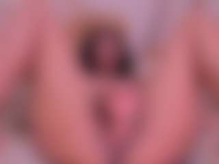 ScarlethTini's Live Sex Cam Show