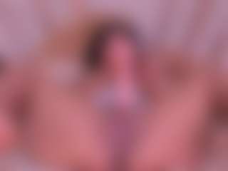ScarlethTini's Live Sex Cam Show