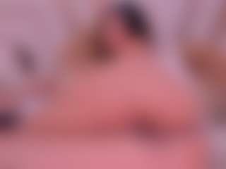 ScarlethTini's Live Sex Cam Show