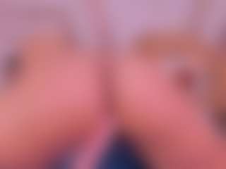 ScarlethTini's Live Sex Cam Show