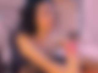 Live cam show with ScarlethTini - Ebony on Camversity | colombia
