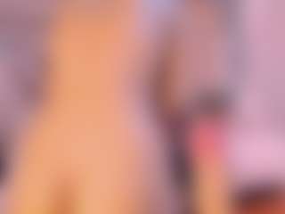 Live cam show with ScarlethTini - Black Petite on Milf Play