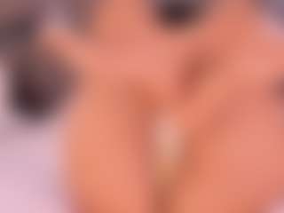 Live cam show with ScarlethTini - Camel Toe on Camsoda