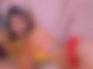 Live cam show with ScarlethTini - Black Petite on Fit Hotties