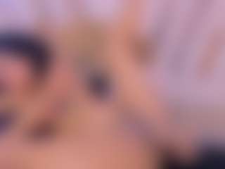 Live cam show with ScarlethTini - Black Petite on xxxlivecams.org