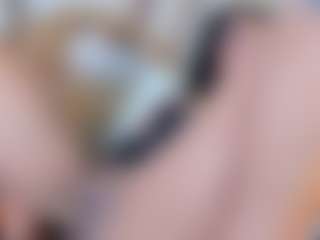 Live cam show with ScarlethTini - College Curvy on Camsoda