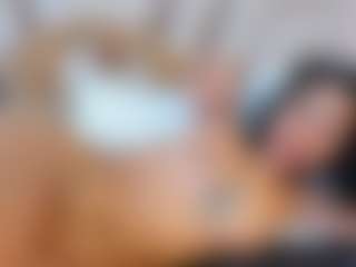 Live cam show with ScarlethTini - Ass Clapping on dropp.cam