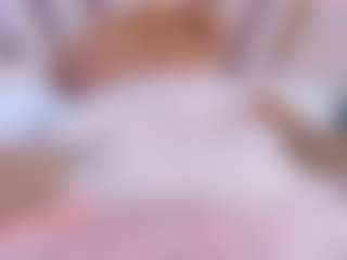 Live cam show with ScarlethTini - Ebony College on CamwithHer | colombia