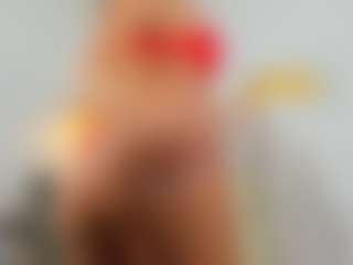 Live cam show with SiennaSummers - New Squirt on Camsoda