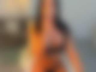 Live cam show with SiennaSummers - Tattoos on SpunkLive