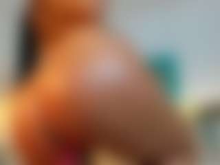 Live cam show with SiennaSummers - Fingering on livesexfox.com
