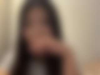 Live cam show with WaltraudHeim - Petite on Camsoda