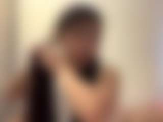 Live cam show with WaltraudHeim - Bedroom on xfollow cams