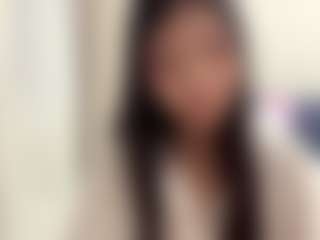 Live cam show with WaltraudHeim - Pretty on TeamSkeetLive