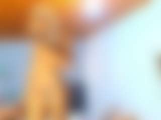 Spettacolo in cam dal vivo con alicequeensexy - HD su Camsoda