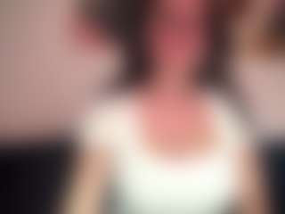Live cam show with AvaStone1 - Wife on Uber Horny