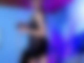 CLOECAMERON's Live Sex Cam Show