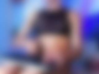 CLOECAMERON's Live Sex Cam Show