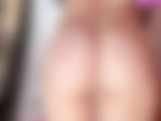 elanatalia38's Live Sex Cam Show