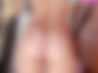 elanatalia38's Live Sex Cam Show