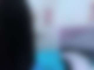Live cam show with Fiorella - Smoking on Dolls Live