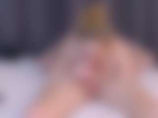 Live cam show with FreyaFreyrr - Blowjob on Dare Cams