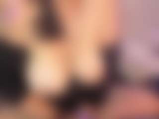 Live cam show with HelenaWinterborn - Middle Aged on Camsoda