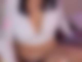 Live cam show with HelenaWinterborn - Camel Toe on Mixed Magazine Live