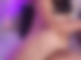 Live cam show with HelenaWinterborn - Small Tits Mature on Pornisteam.com