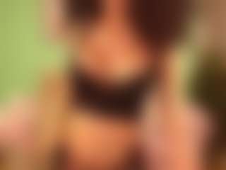 Mora-Dear's Live Sex Cam Show