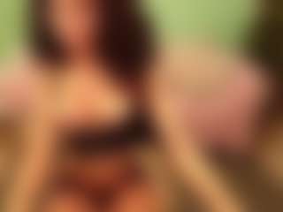 Live cam show with Mora-Dear - Lingerie on Camsoda