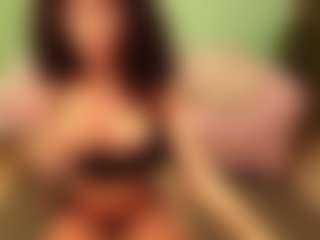 Mora-Dear's Live Sex Cam Show