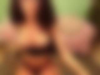 Mora-Dear's Live Sex Cam Show