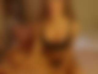 Mora-Dear's Live Sex Cam Show