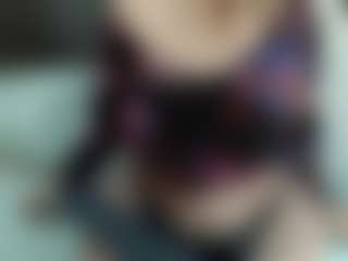 Mrs-Maddy-Curves's Live Sex Cam Show