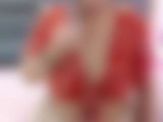 Mrs-Maddy-Curves's Live Sex Cam Show