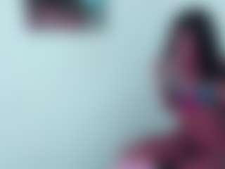 Live cam show with SophiBeckam - New Petite on CamClone