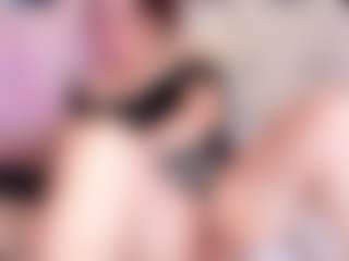 Live cam show with StacyReed - New Big Tits on TeamSkeetLive