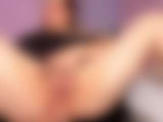 Live cam show with StacyReed - New BBW on CamClone