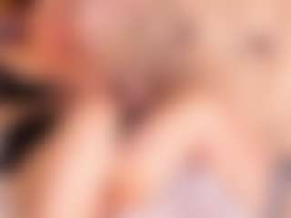 Live cam show with StacyReed - Deepthroat on WildCum