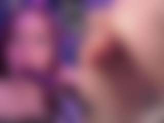 Live cam show with StacyReed - Ahegao on Hubzter Live