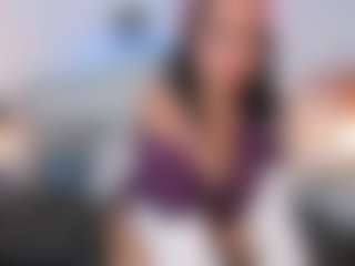 Live cam show with AlexandraaGomez - Camel Toe on livesuperchat.net